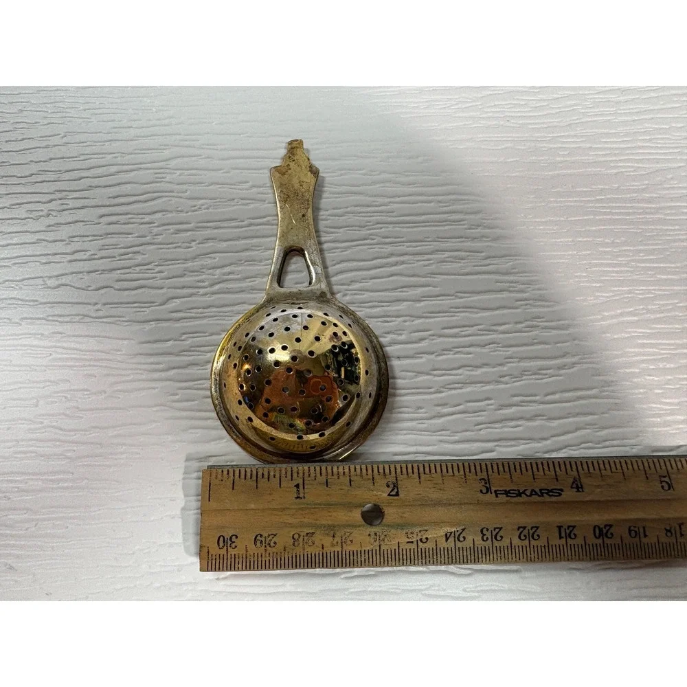 Vintage Brass Tea Strainer Over the Cup Loose Leaf Tea Infuser Gold Tone S0070